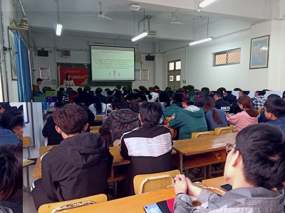 學院團委負責人發言