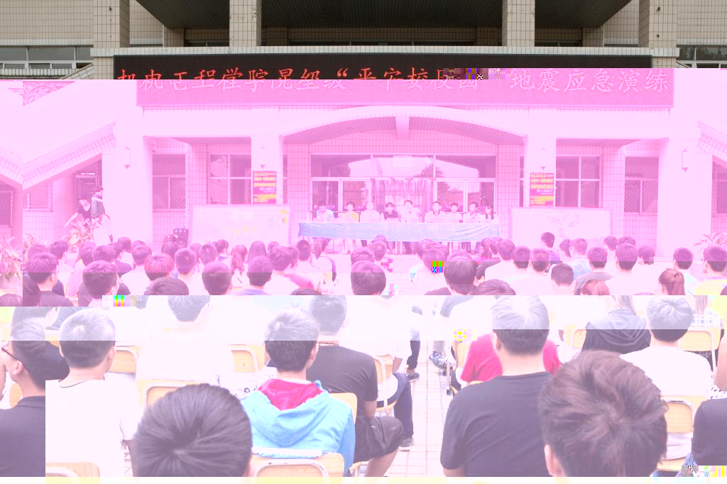 秦皇島科技局副局長張衛東對演練點評小